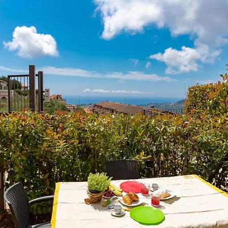 Arco Del Mare' Mit Blick Aufs Wasser By Interhome *